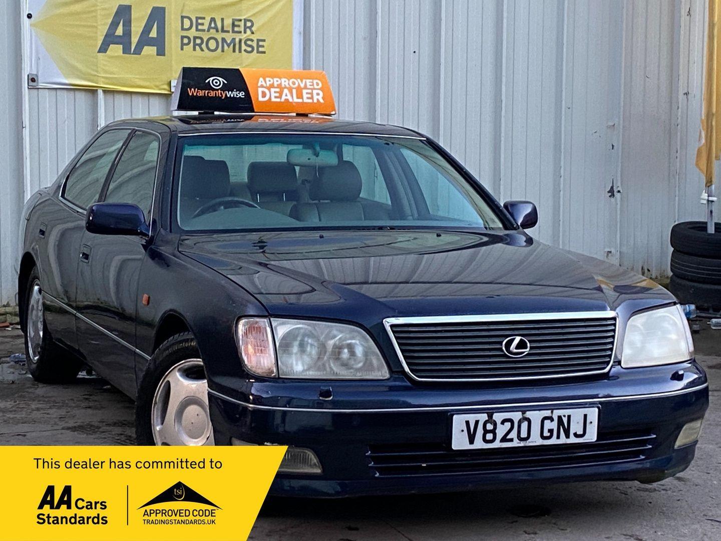 Lexus LS 2000