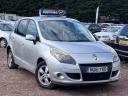 Renault Scenic 2.0 Vvt Dynamique Tomtom Mpv